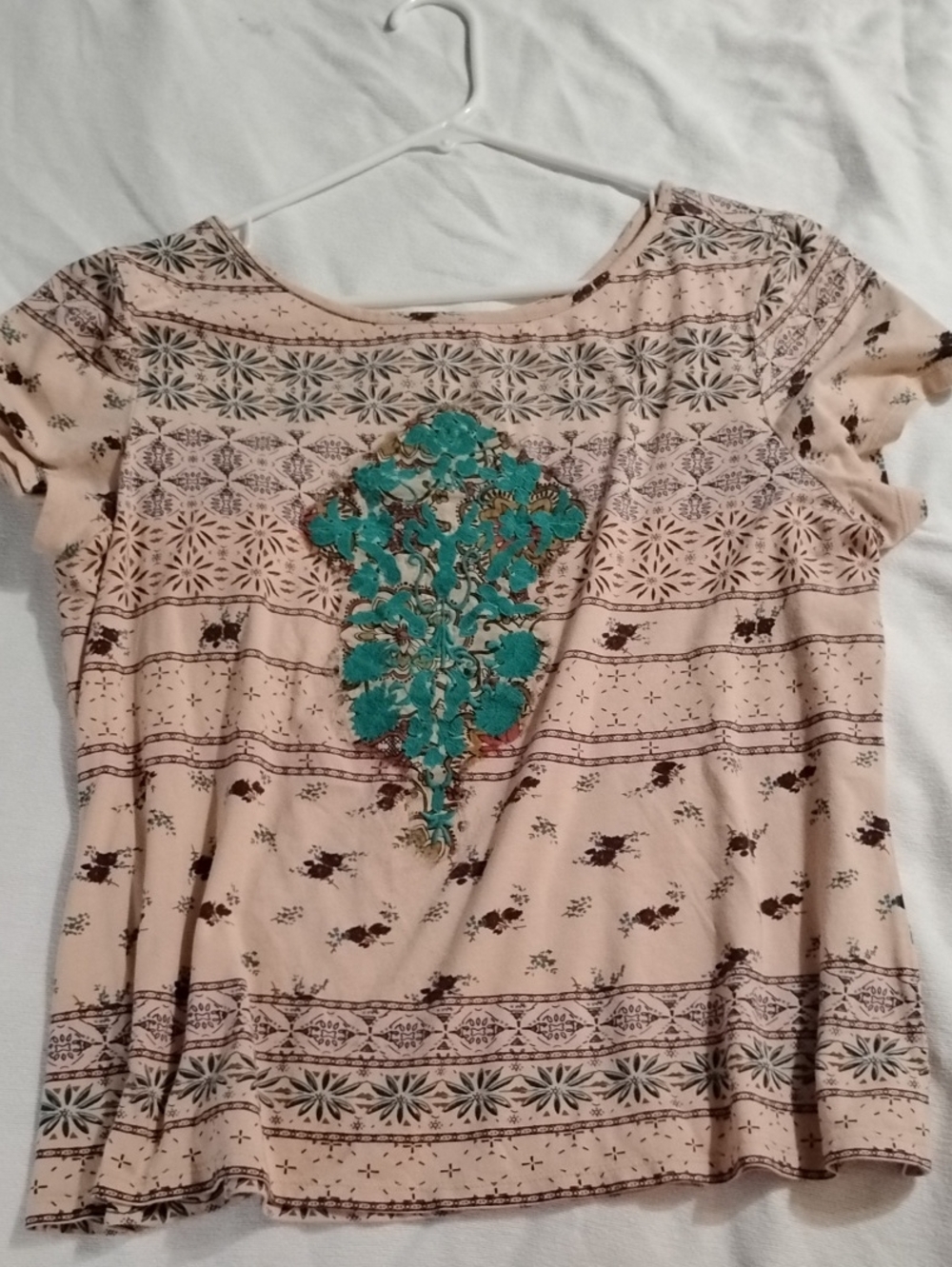 Cream Short Sleeve Tee with Teal Floral Appliqué